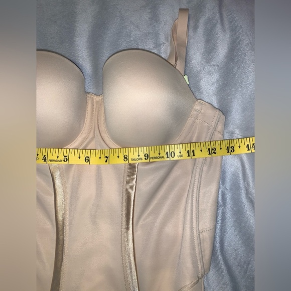 Maidenform 34 B Ultra-Firm Convertible Body Shaper Built-In Underwire Bra latte - Picture 7 of 10